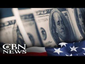 Read more about the article Dollar Dips as Moody’s Shocks with Credit Downgrade! What’s Next?