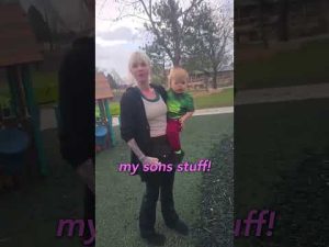 Read more about the article Viral Video Sparks Outrage: Woman Unleashes Racial Slur at Park Thief