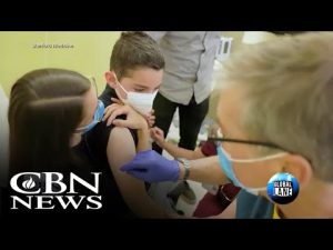 Read more about the article Experts Push to Reinstate COVID Vaccine for Kids—What You Need to Know!