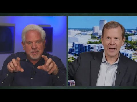 You are currently viewing Exposing Russiagate: Peter Schweizer Uncovers the Shocking Truth