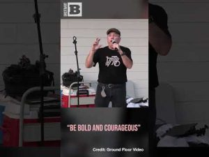 Read more about the article Charlie Kirk Urges Patriots: Embrace Boldness and Courage!