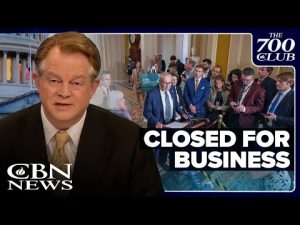 Read more about the article Government Shutdown: What This Means for You and Your Wallet!