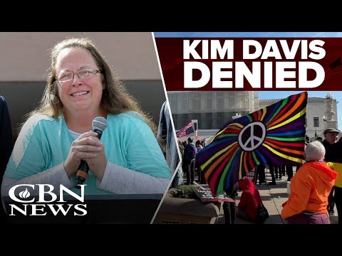 Read more about the article Supreme Court Stands Firm: Same-Sex Marriage Ruling Remains Untouched!